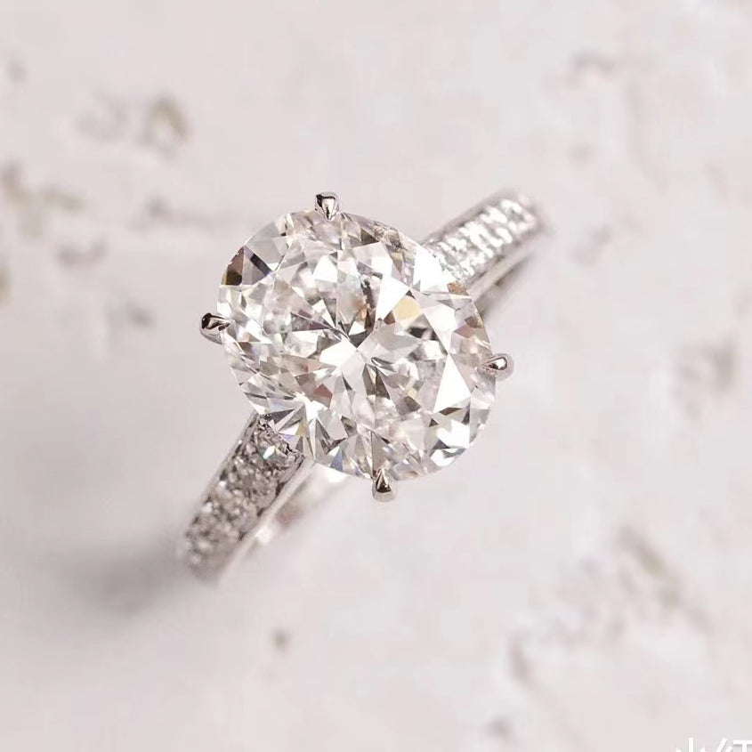 KDY-N8411477四爪蛋形钻(12.08X8.3X5MM)15#戒指