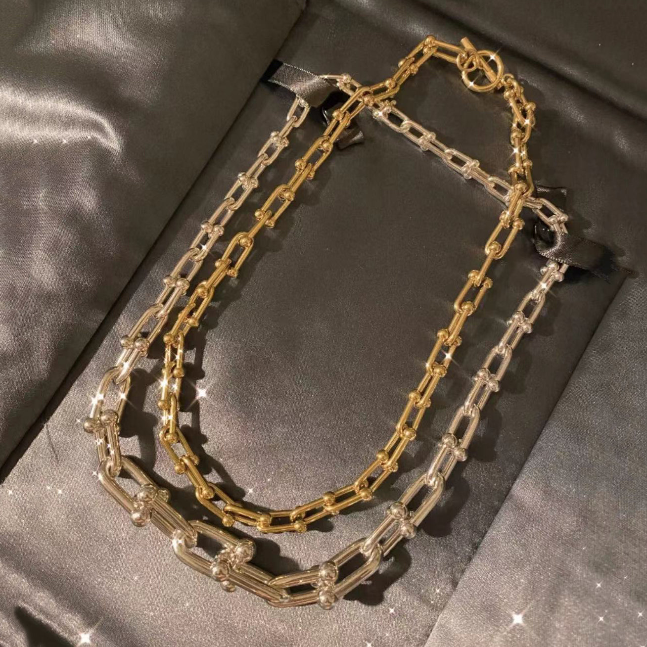 TIF-8548412 hollowed out version of U ball beads 16-inch necklace Q-shaped buckle