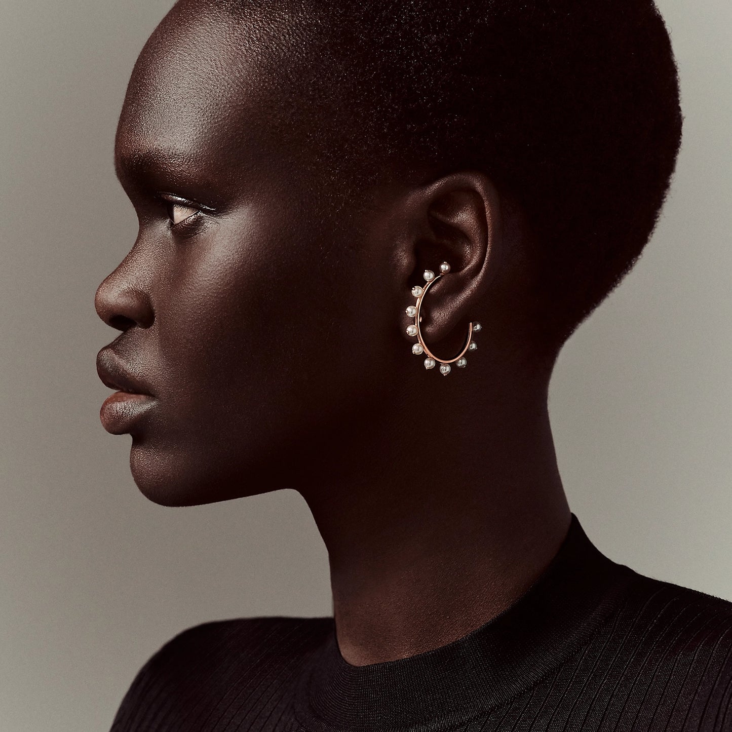 AMS-H122502B Pearl C-Shape Earrings Studs