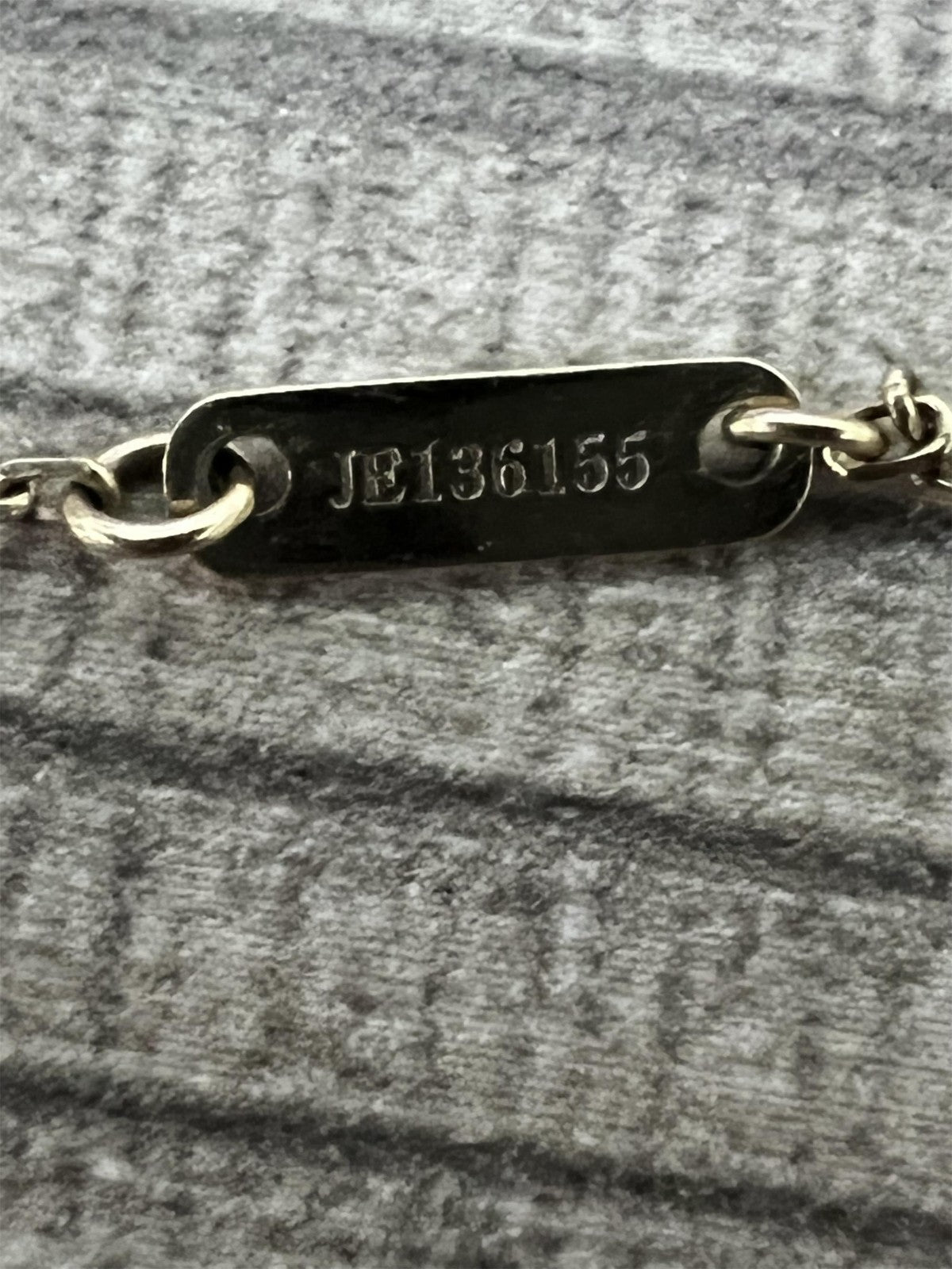 VCARP24100 11mm三叶草满钻手链客版
