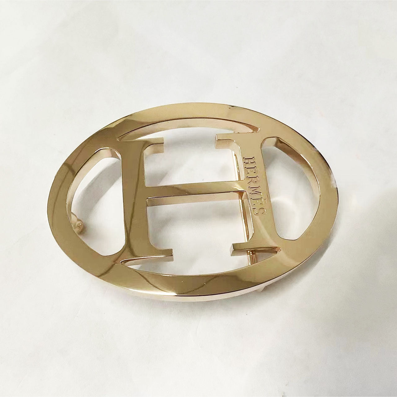 AMS-H494252 letter egg-shaped H belt buckle