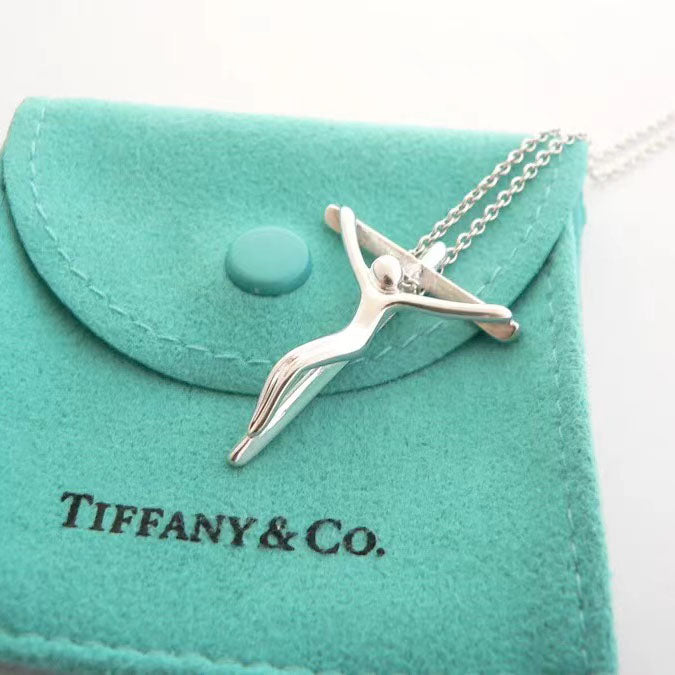 TIF-60020622 villain cross pendant