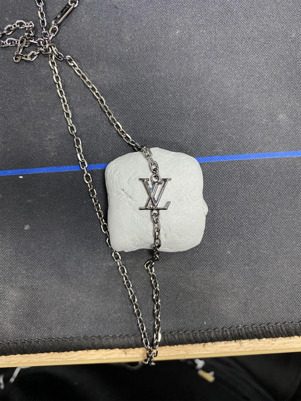 LV-M01047客版梅花飞标通花吊坠