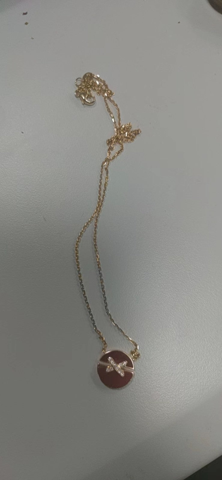 SM-084428 13mm客版圆形交叉贝壳手链