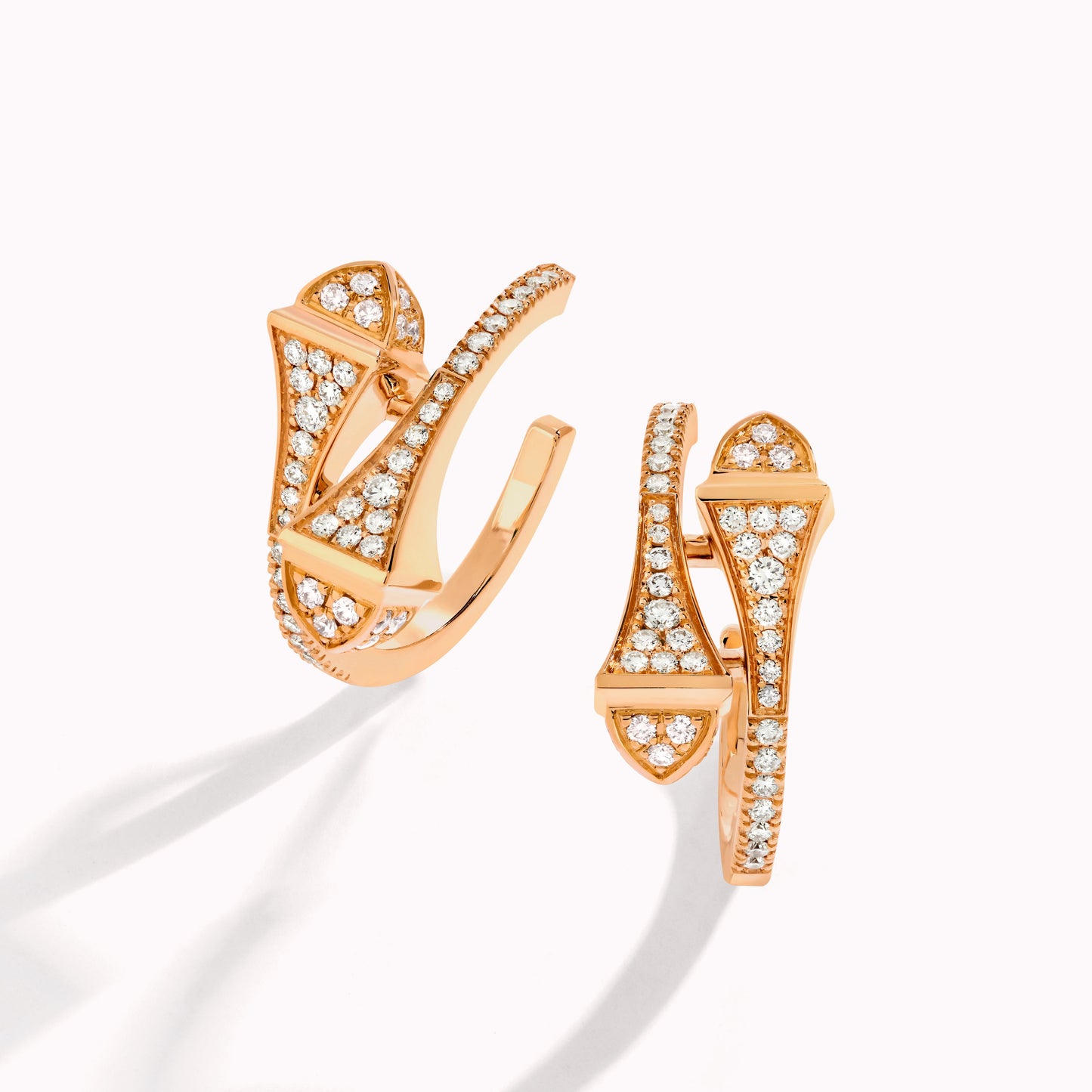 ML-CLEO-E85 full diamond pyramid pyramid earrings