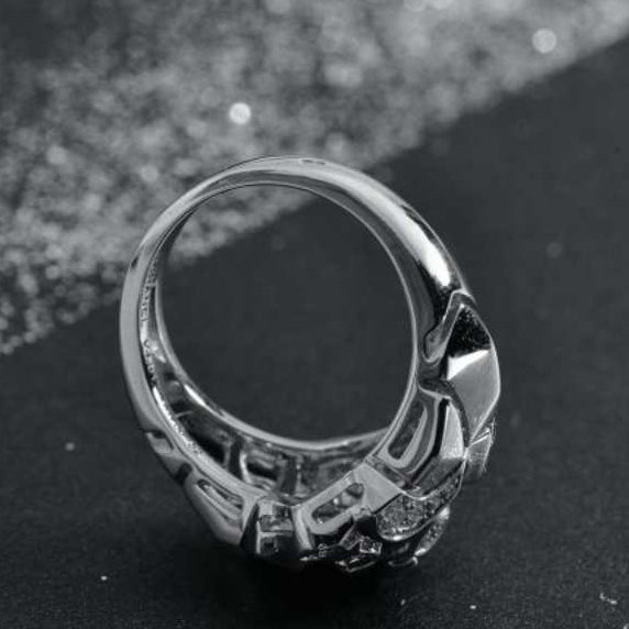 XNE-J10758 lion full diamond ring