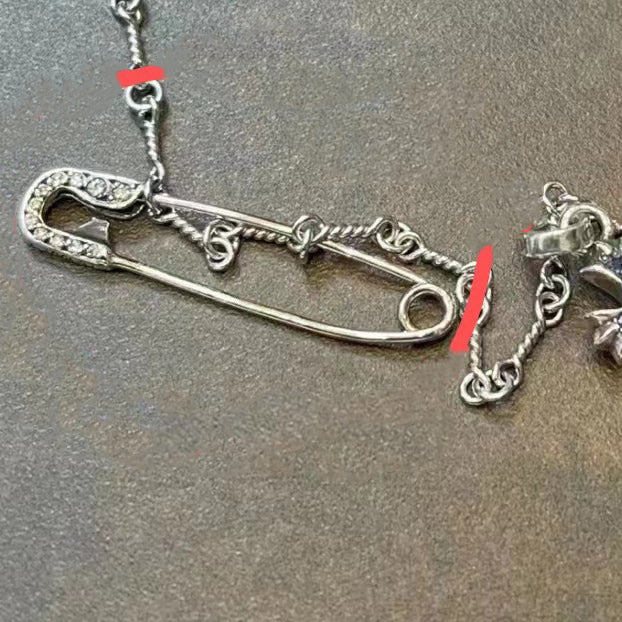 KLX-CH282641 Paperclip Pendant