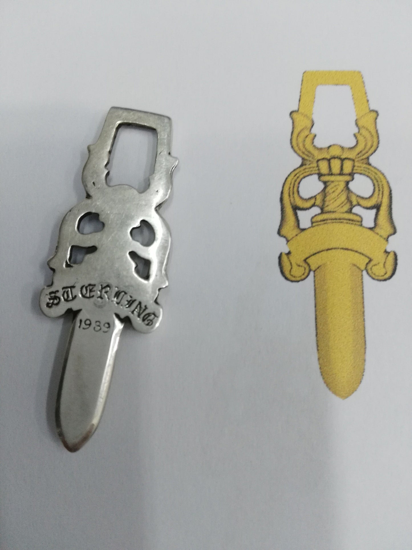 KLX-XL986122 single-sided letter sword pendant guest version