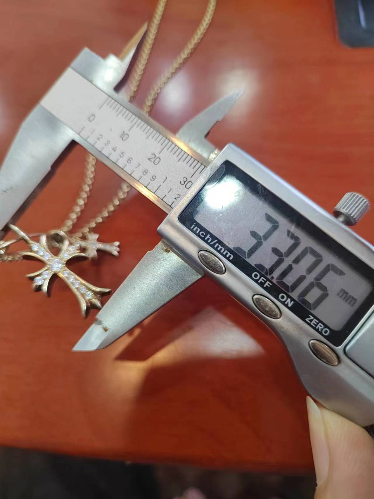 KLX-CH91576客版回形针别针十字架吊坠