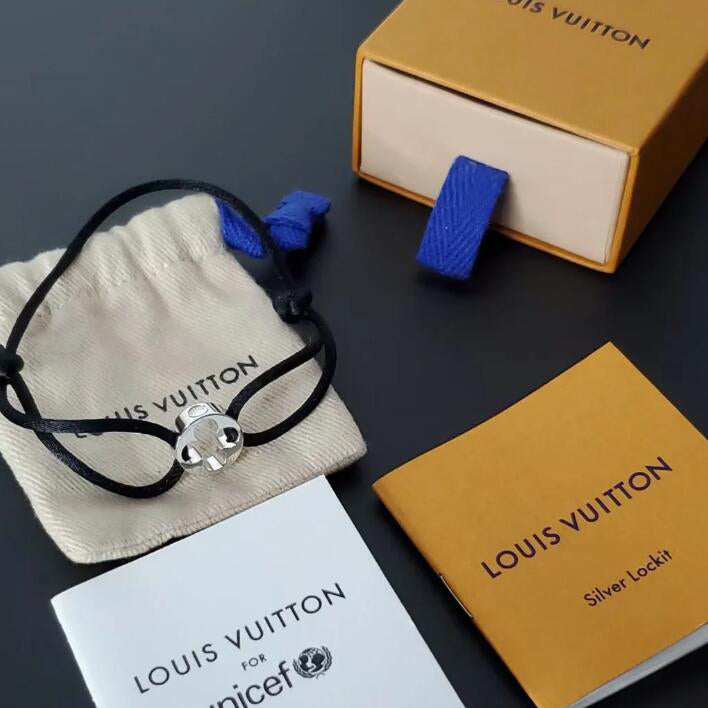 LV-Q95202 15MM wide black rope four-leaf clover passepartout bracelet