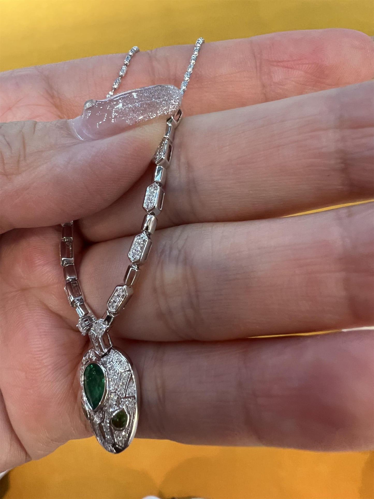 BGL-82179 Sapphire snake head necklace