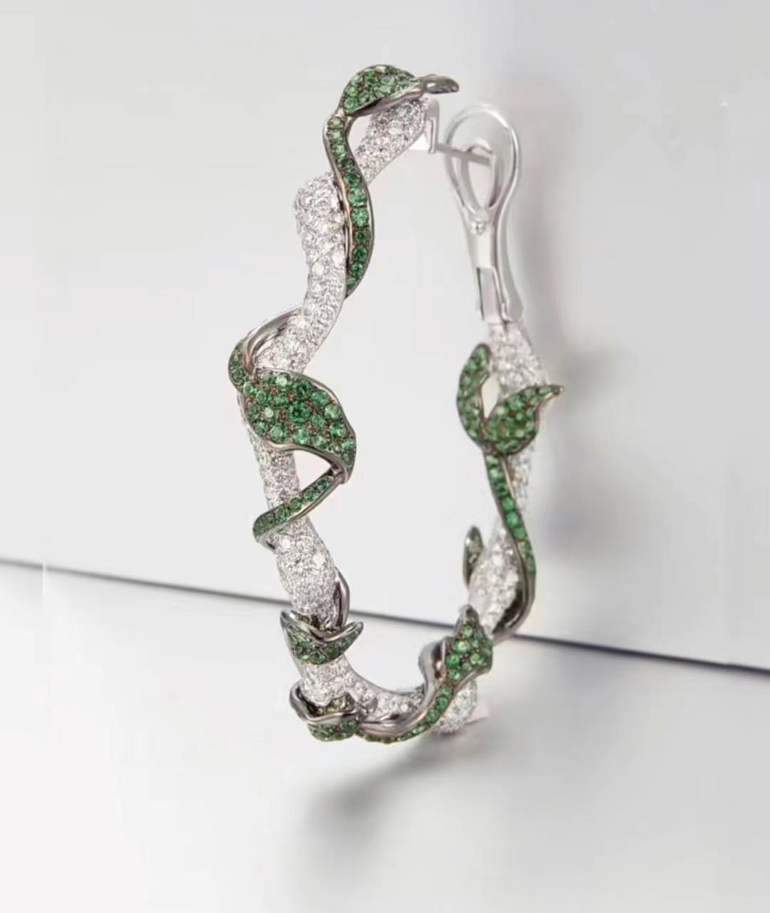 DA-939449 branch earrings