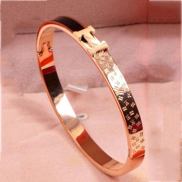 AMS-5.7mmH belt buckle bracelet half agate half letter 15#