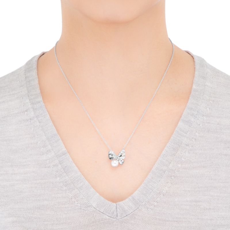 YMB-268163 Pearl Bow Pendant Pearl 8.2mm