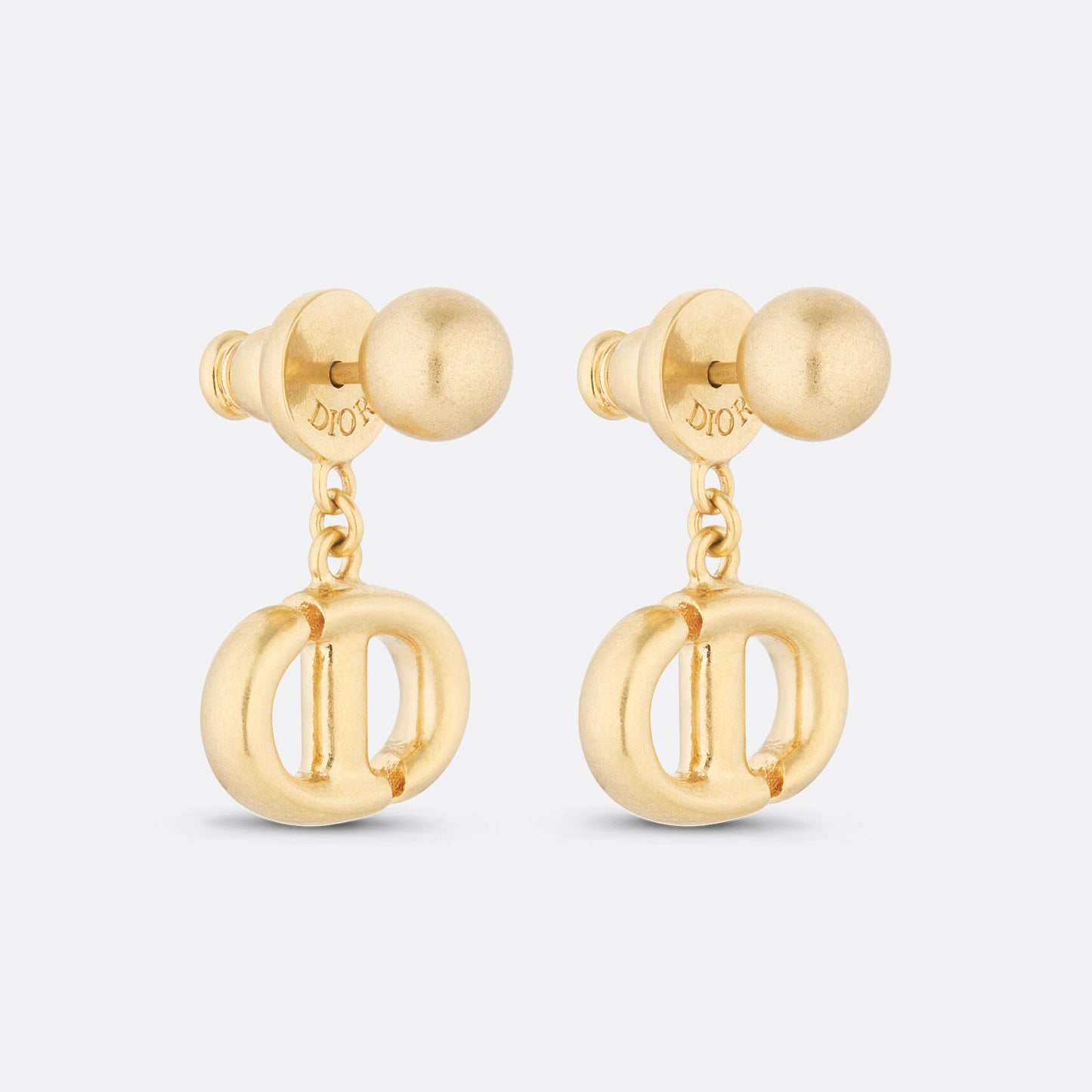 DA-E1812CDNMT round bead CD letter stud earrings