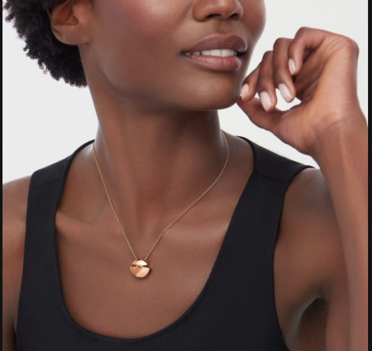 BGL-361199 convex egg cut light gold round wave fan-shaped chain pendant