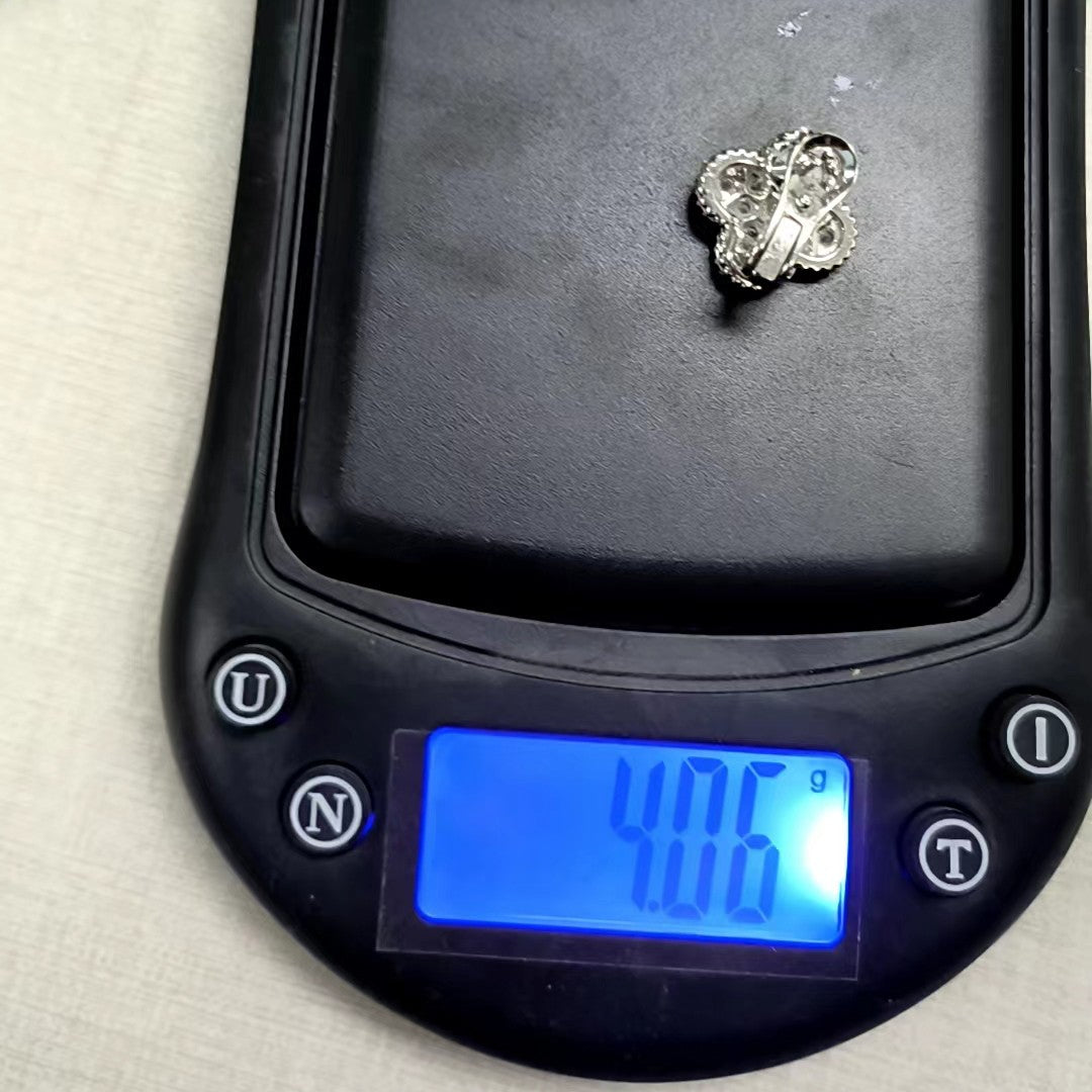 VCARA44600 15mm中号客版光珠四叶草耳夹