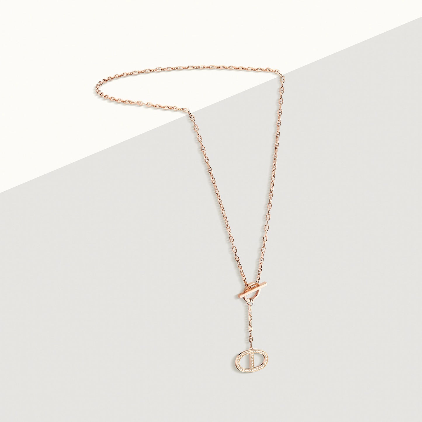 AMS-H122303B Pig Nose Day Pendant Necklace