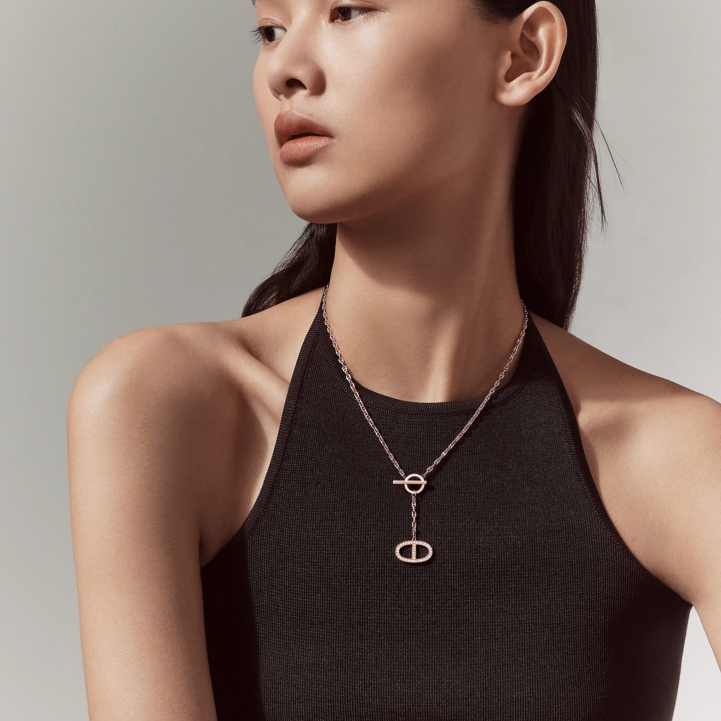 AMS-H122303B Pig Nose Day Pendant Necklace
