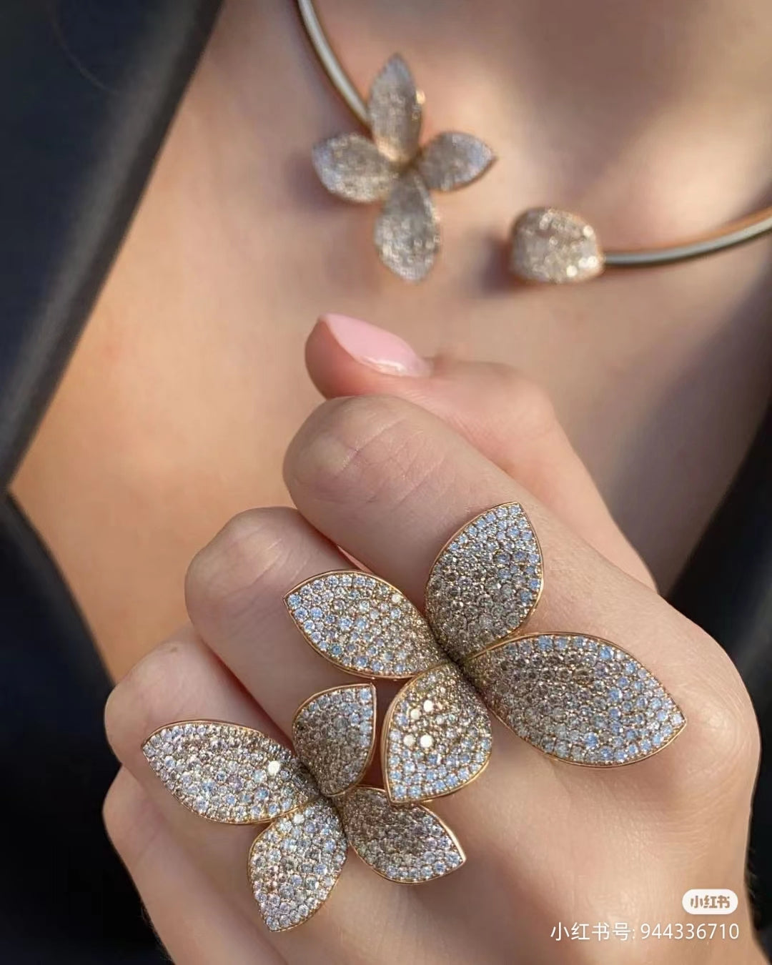 PB-15269B Large diamond-filled eight-leaf double-flower leaf ring