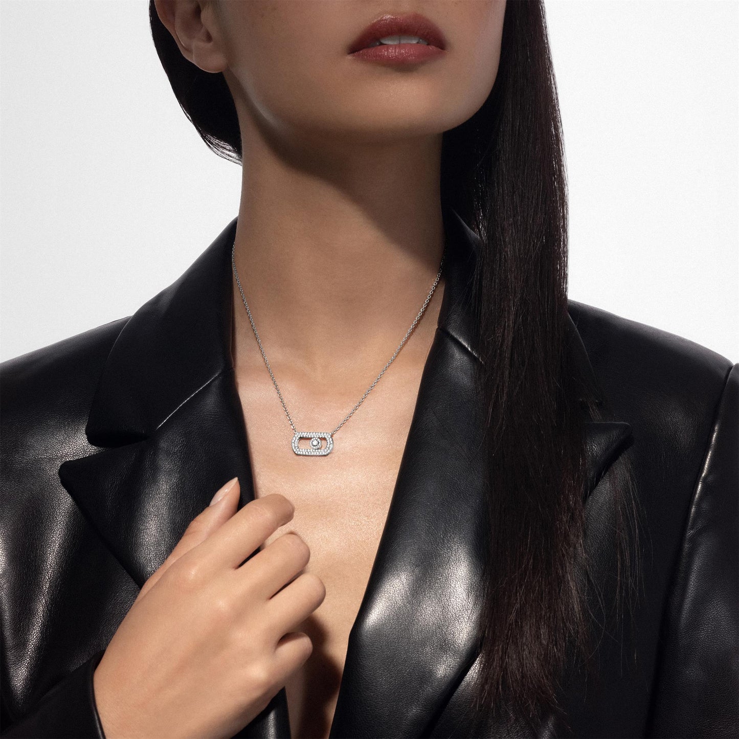 MSK-12954 full diamond surround stone movable bolt chain pendant necklace