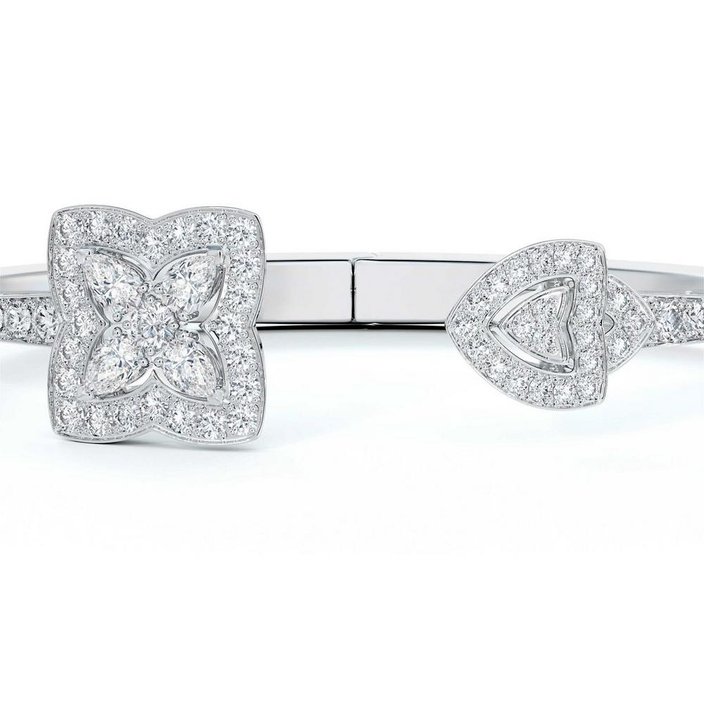 DBES-B103253 four-leaf clover lotus open bracelet