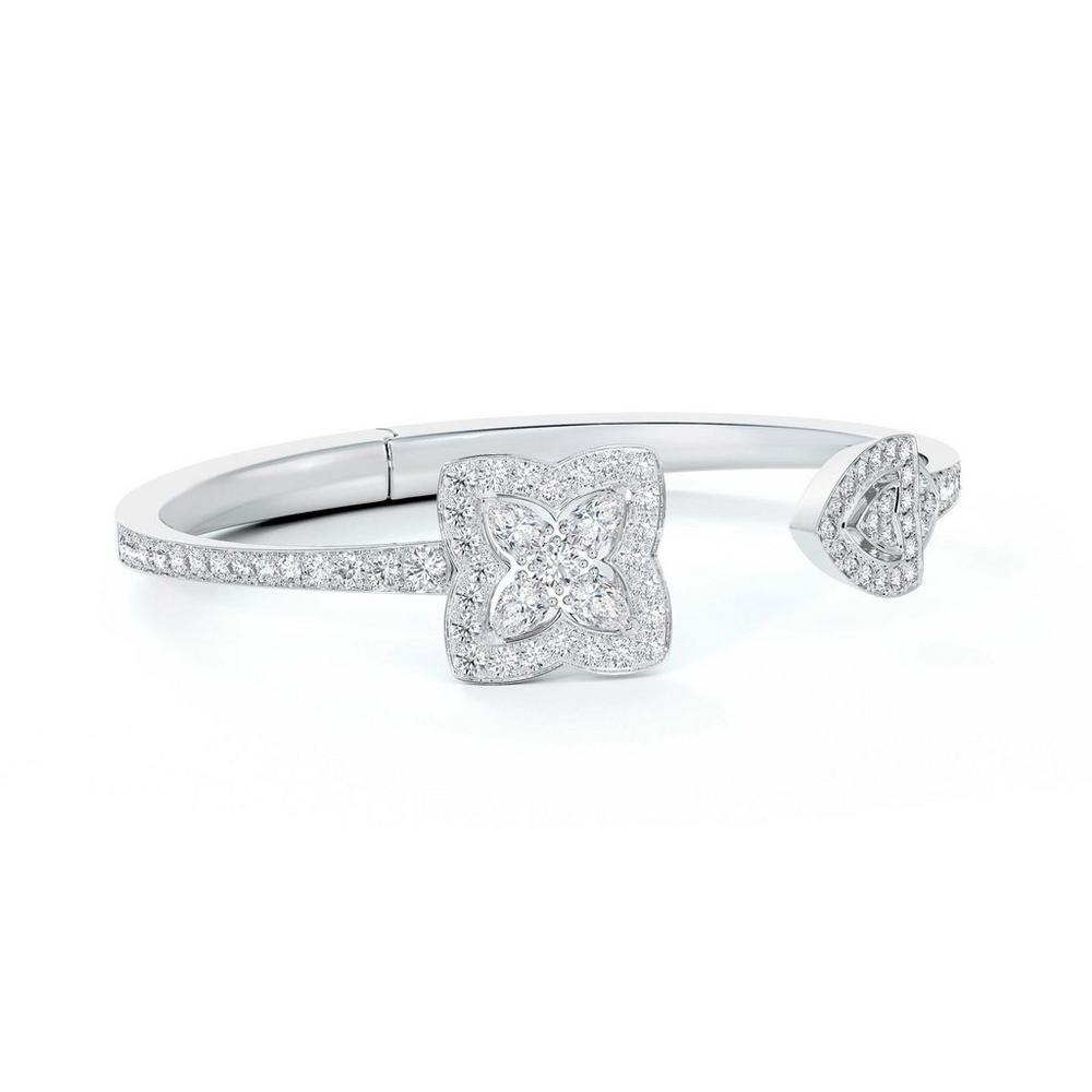 DBES-B103253 four-leaf clover lotus open bracelet