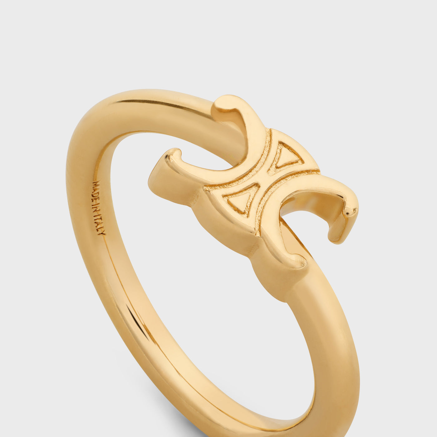 CL-460PP6BARA light gold double c letter twist arm ring