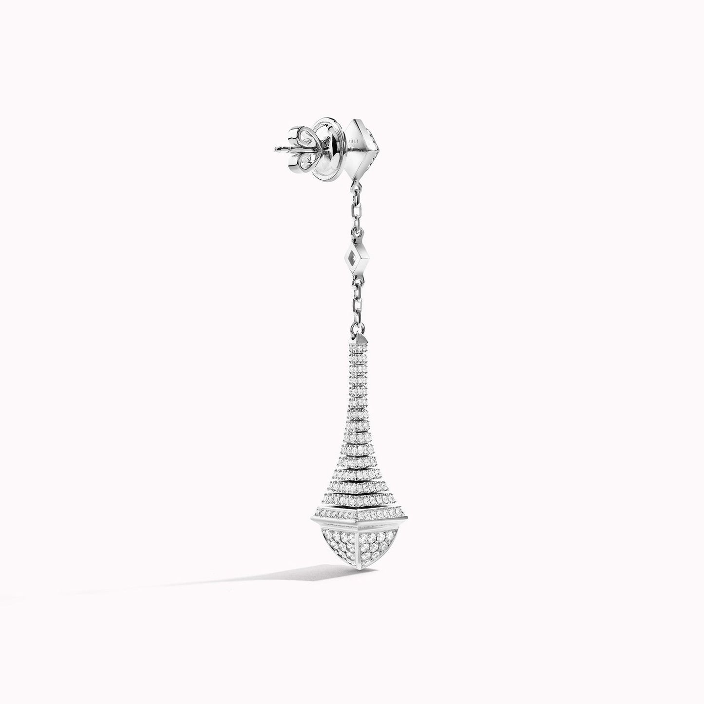 ML-CLEO-E45 pointed hammer pyramid earrings long earrings