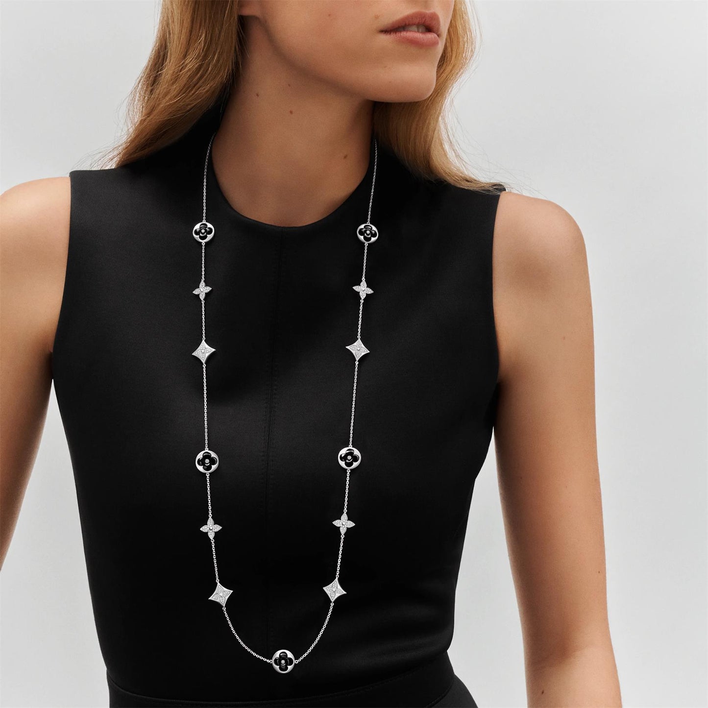 LV-Q94300 dense stone plum blossom dart large necklace