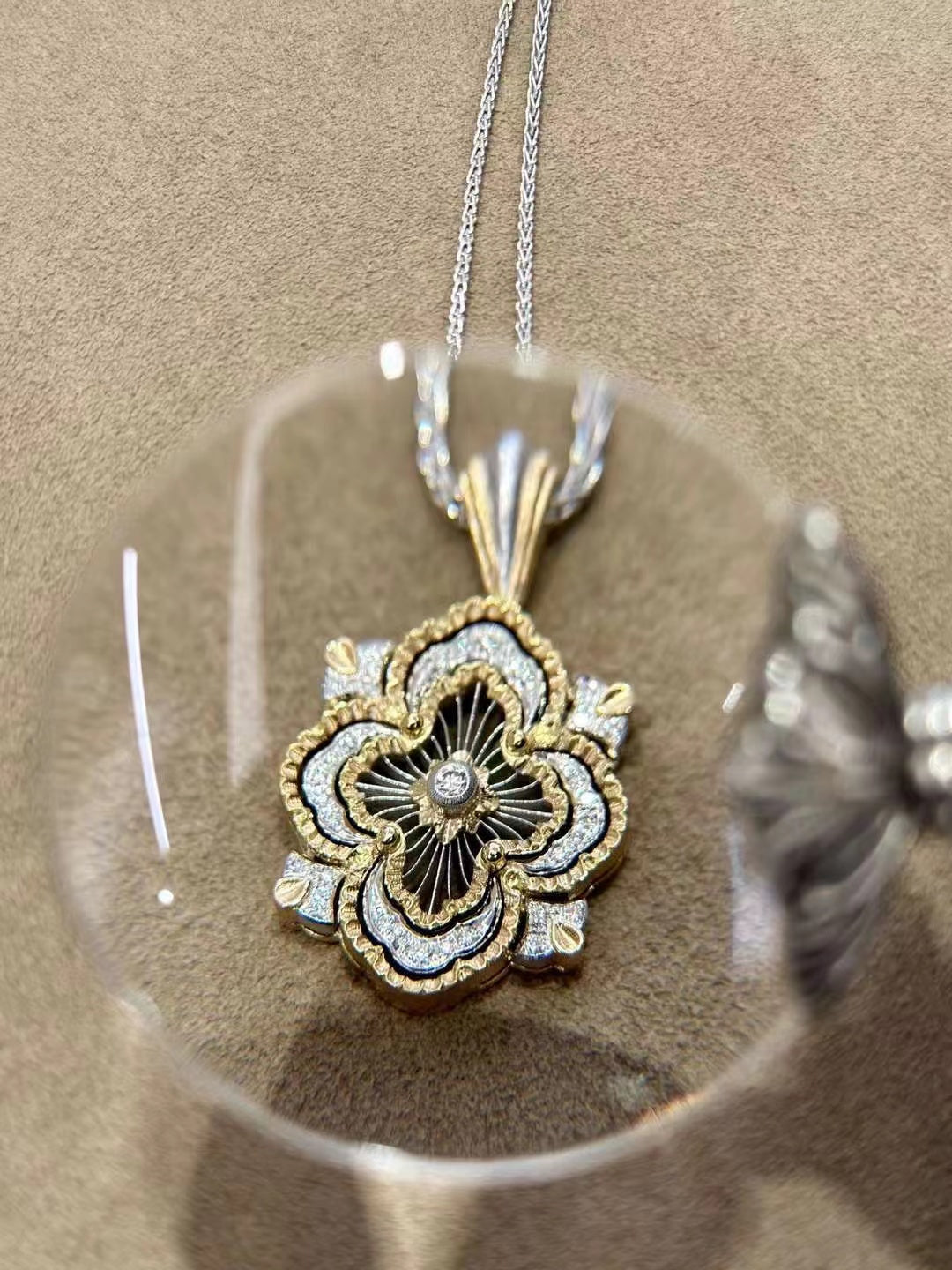 BQLT-JAUPEN021932 27mm wide European style four-leaf clover three-layer color pendant