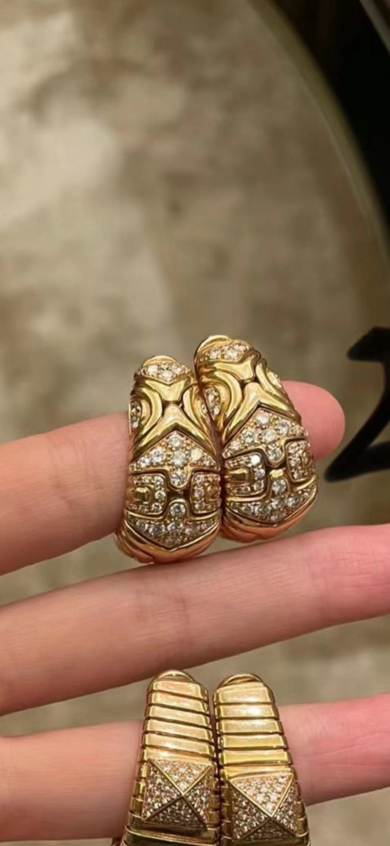 BGL-276757 half diamond center pattern earrings