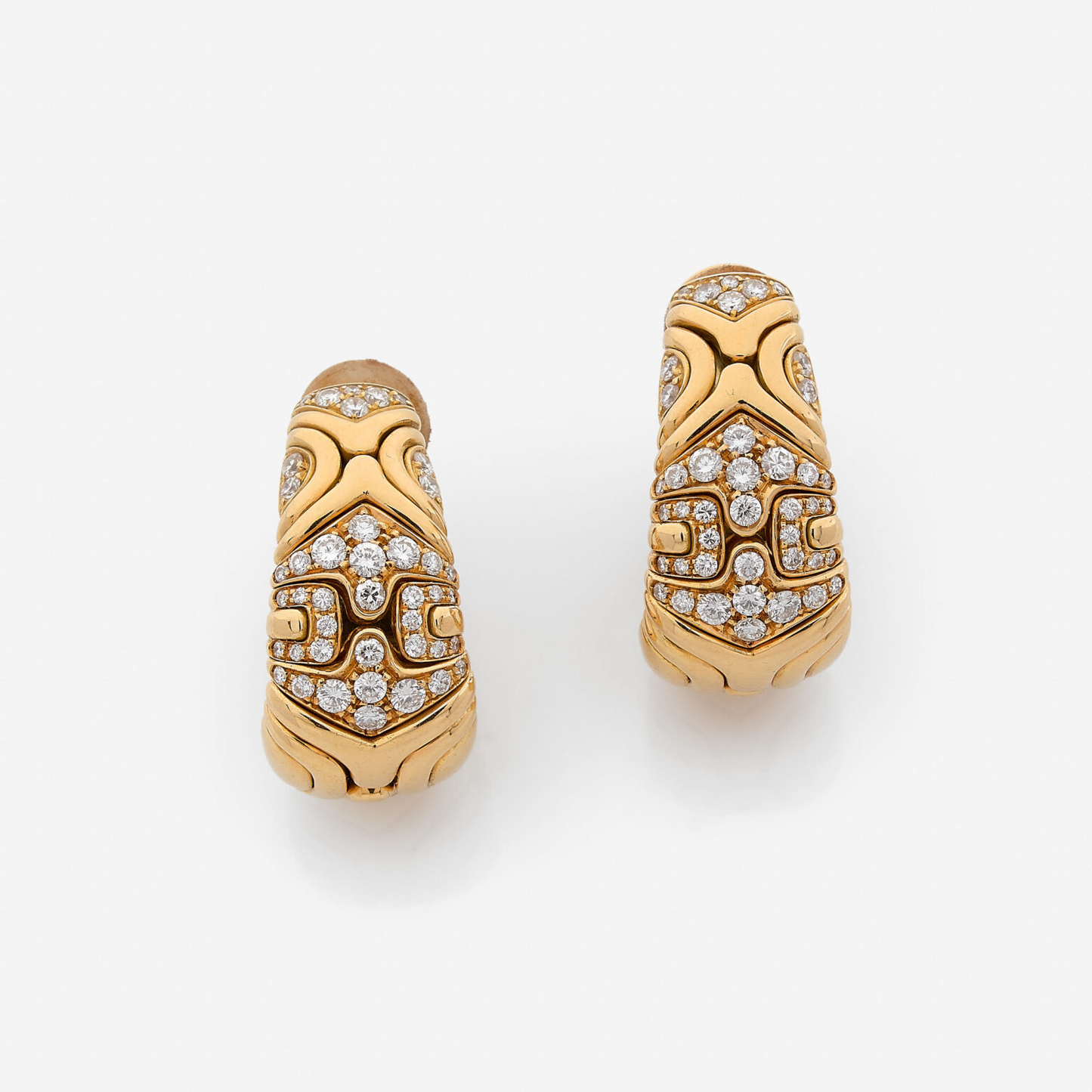 BGL-276757 half diamond center pattern earrings