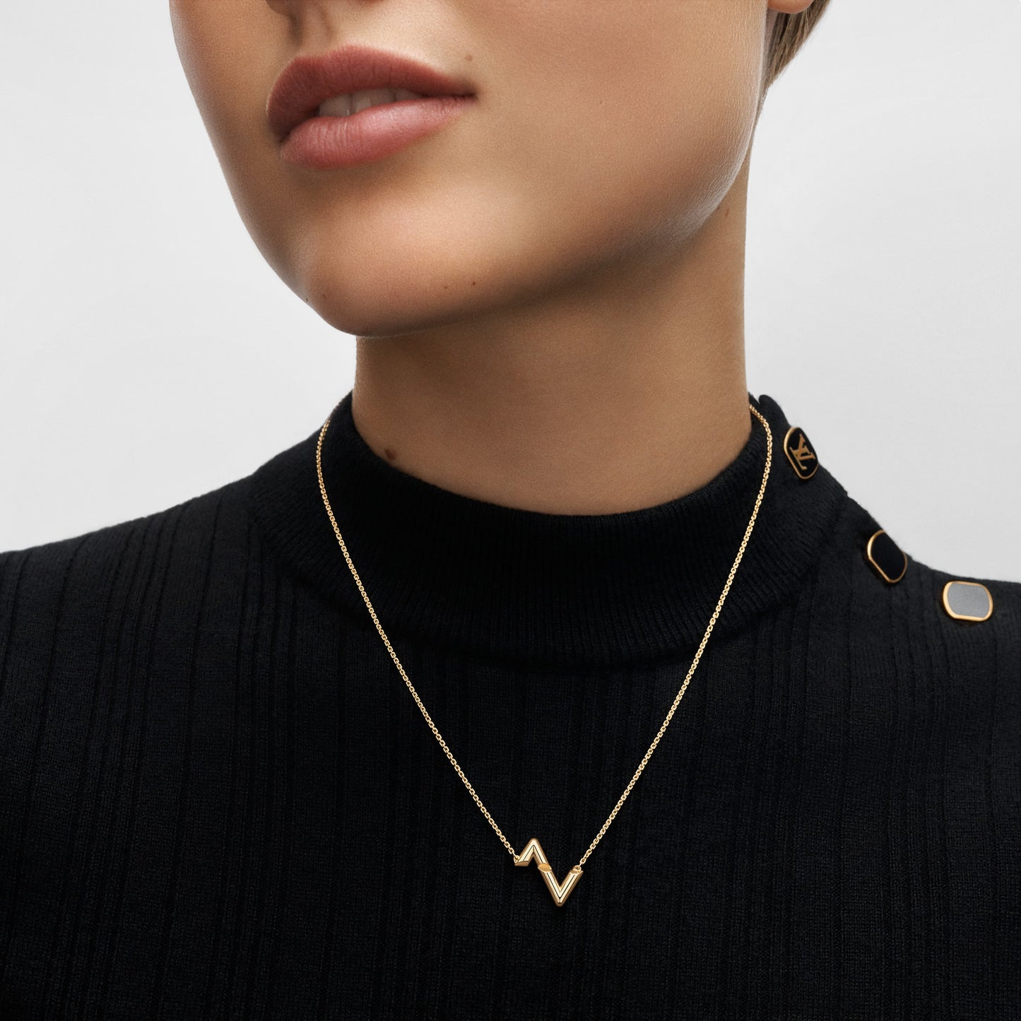LV-Q93809 letter z chain pendant necklace