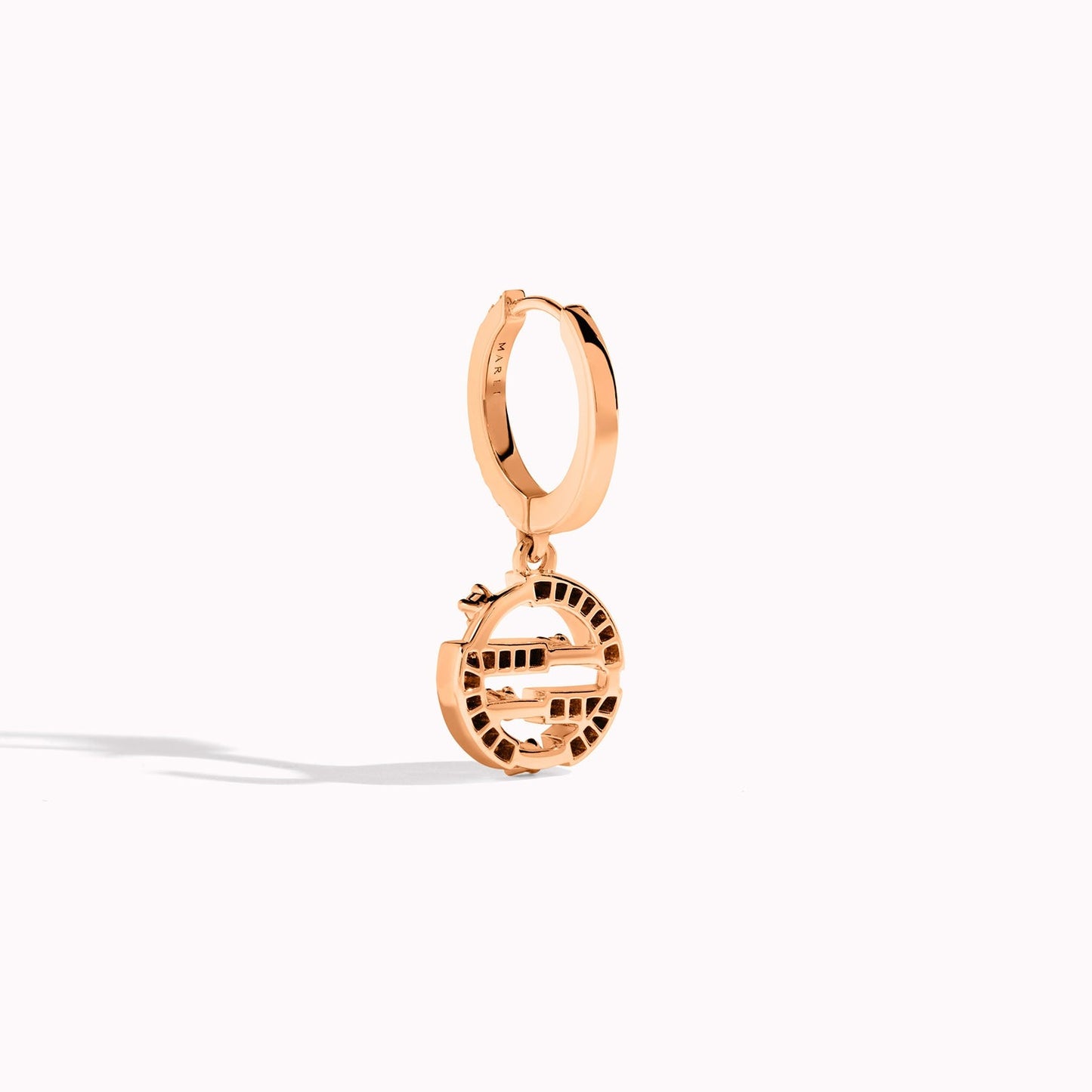 ML-AVEN-E11 wide 10mm maze round diamond earrings