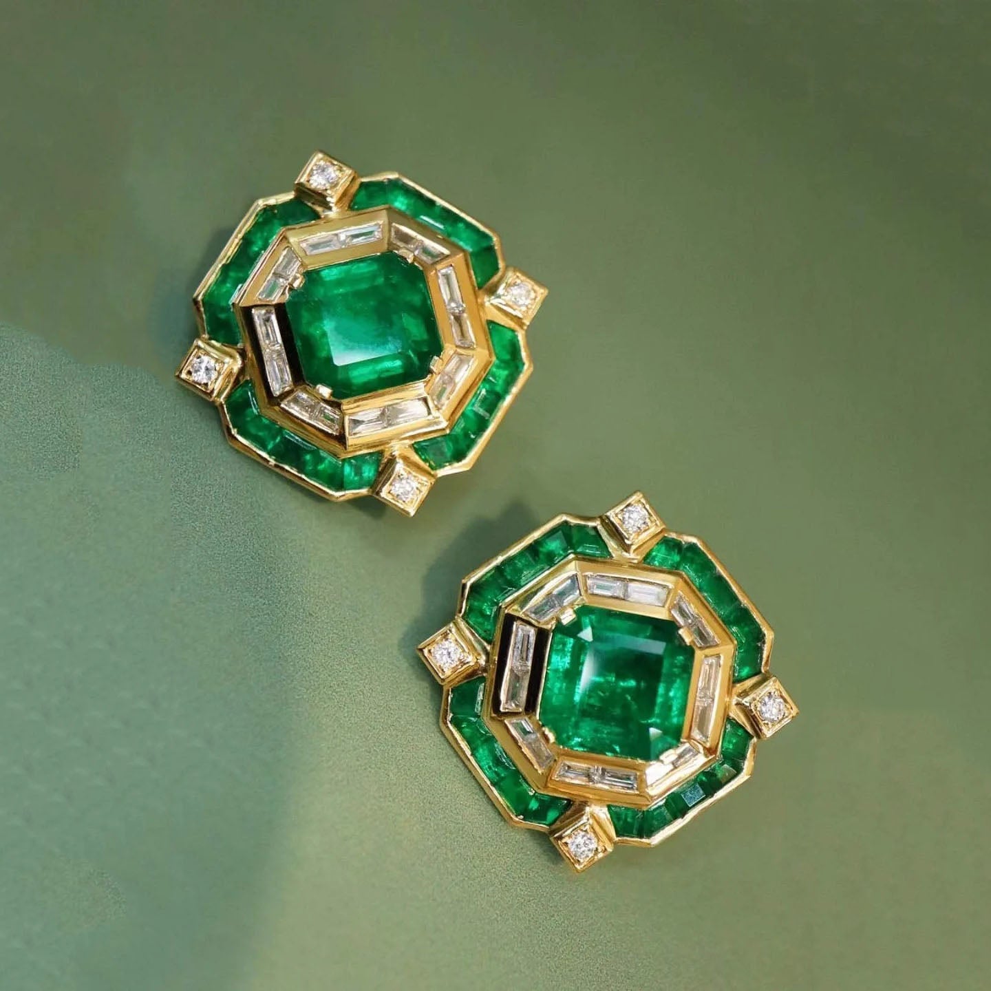 BGL-396161 Octagonal diamond emerald T square earrings