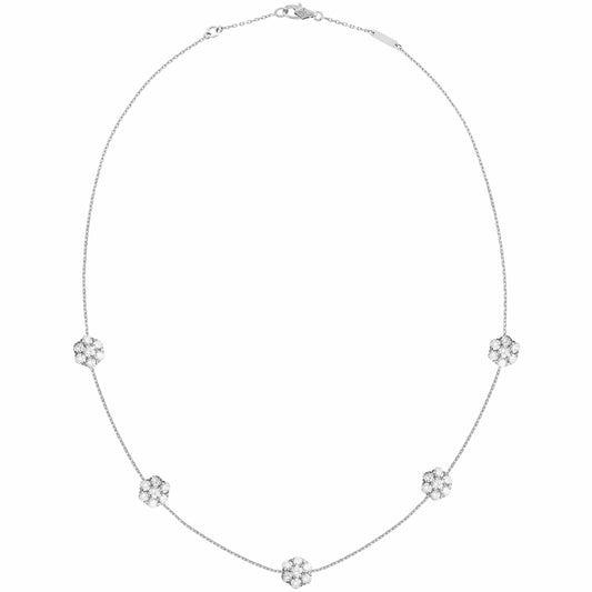 VCARA47600 About 10mm large V-shaped snowflake six claws, six circumferences and one 5 flower necklace