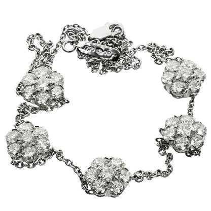VCARA47600 About 10mm large V-shaped snowflake six claws, six circumferences and one 5 flower necklace