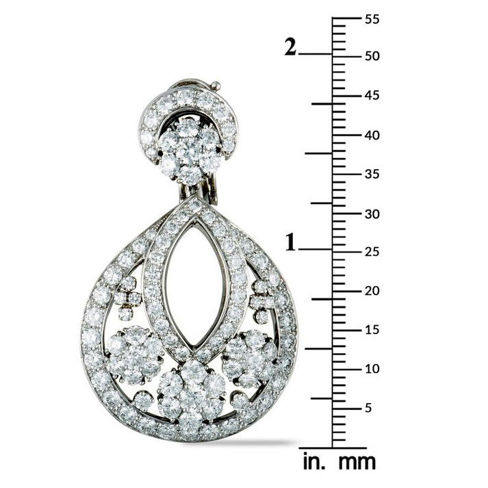 VCARO3RL00 Plum Blossom Large Ear Clip