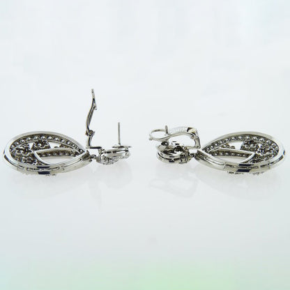 VCARO3RL00 Plum Blossom Large Ear Clip