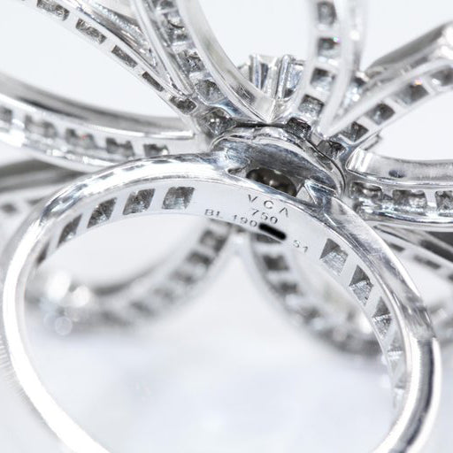VCARP05300 five-leaf flower six-circle one ring