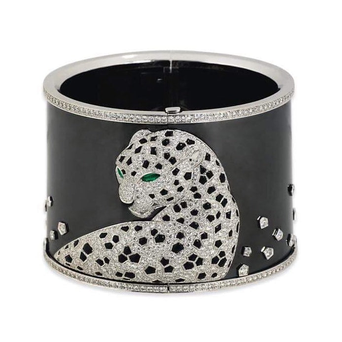KDY-L1884406 looking back black onyx leopard bracelet