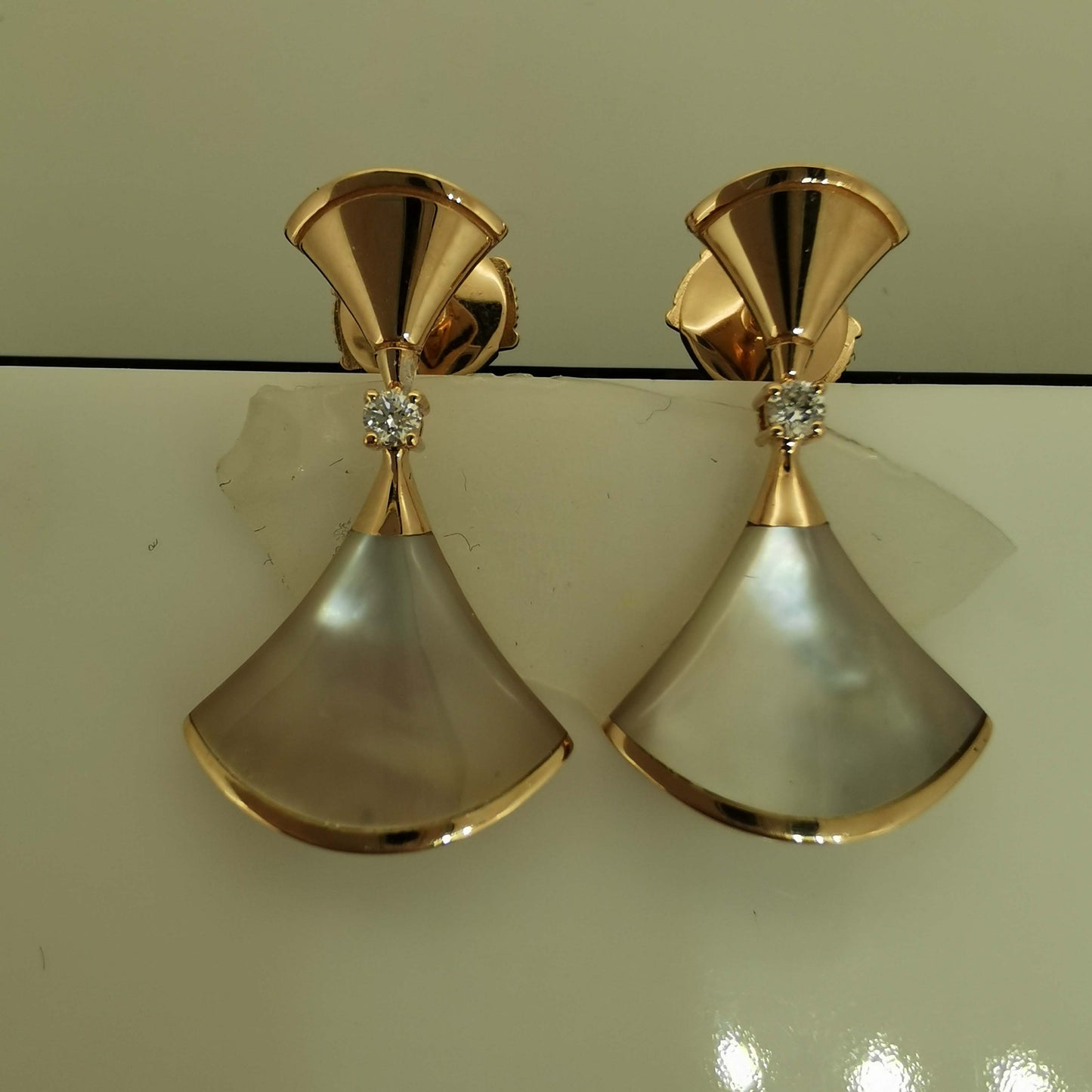 BGL-350740-OR857283 guest version double fan-shaped white shell earrings fan skirt earrings