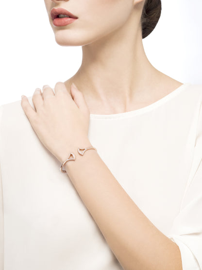 BGL-355621 fan-shaped hollow bracelet