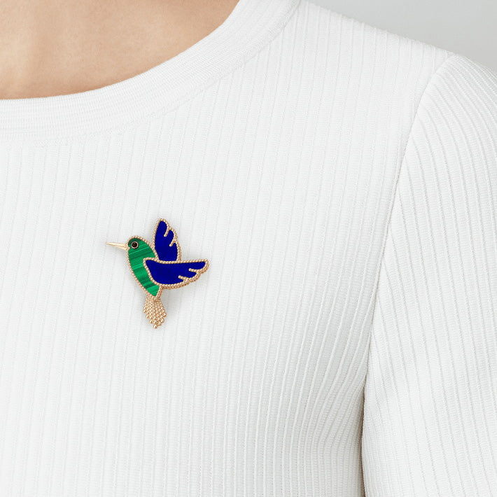 VCARP2B000 Pearl Hummingbird Brooch