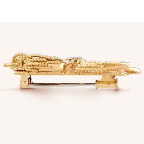 VCARP2AQ00 lion bead brooch