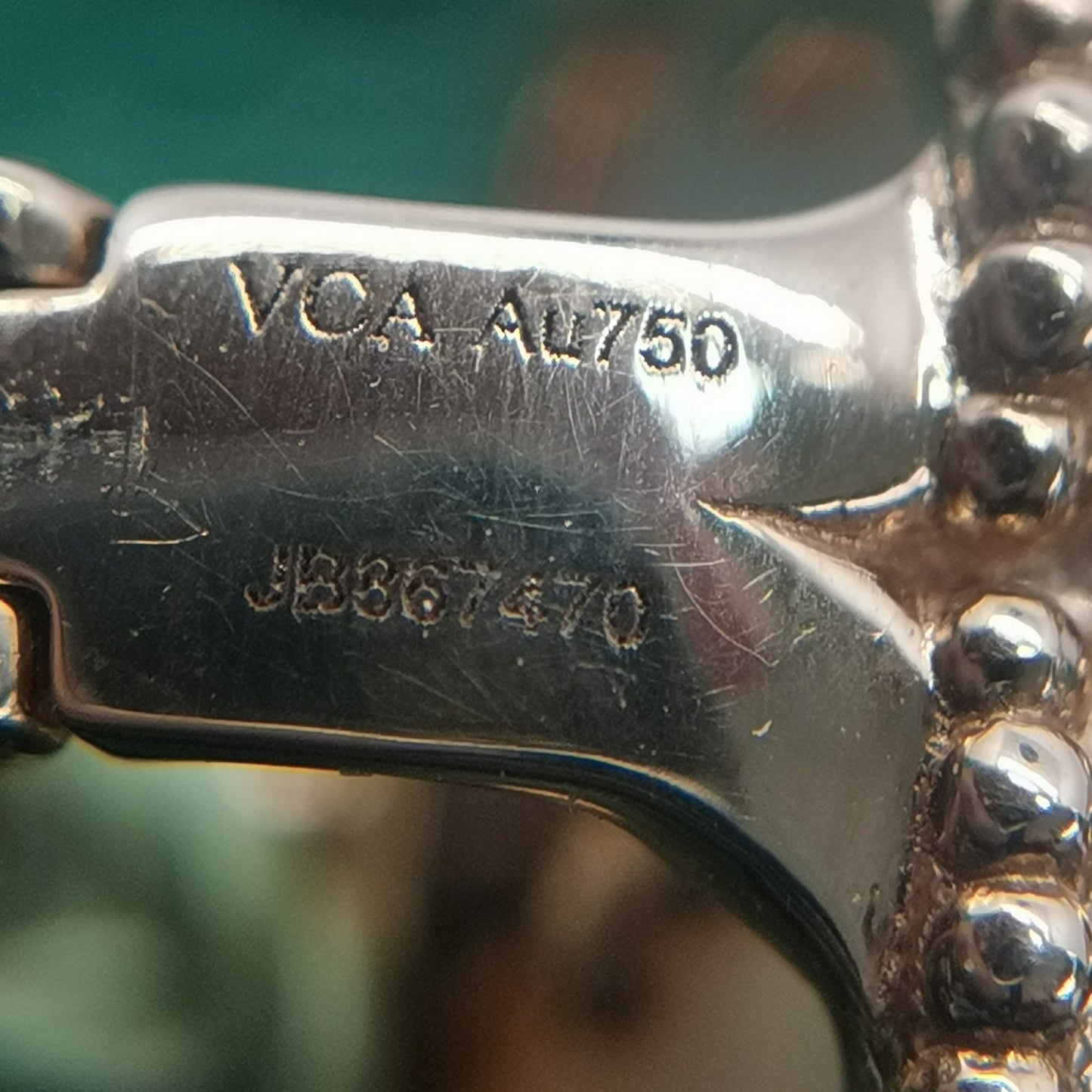 VCARP7RU00 14mm珠珠边花朵耳夹客版