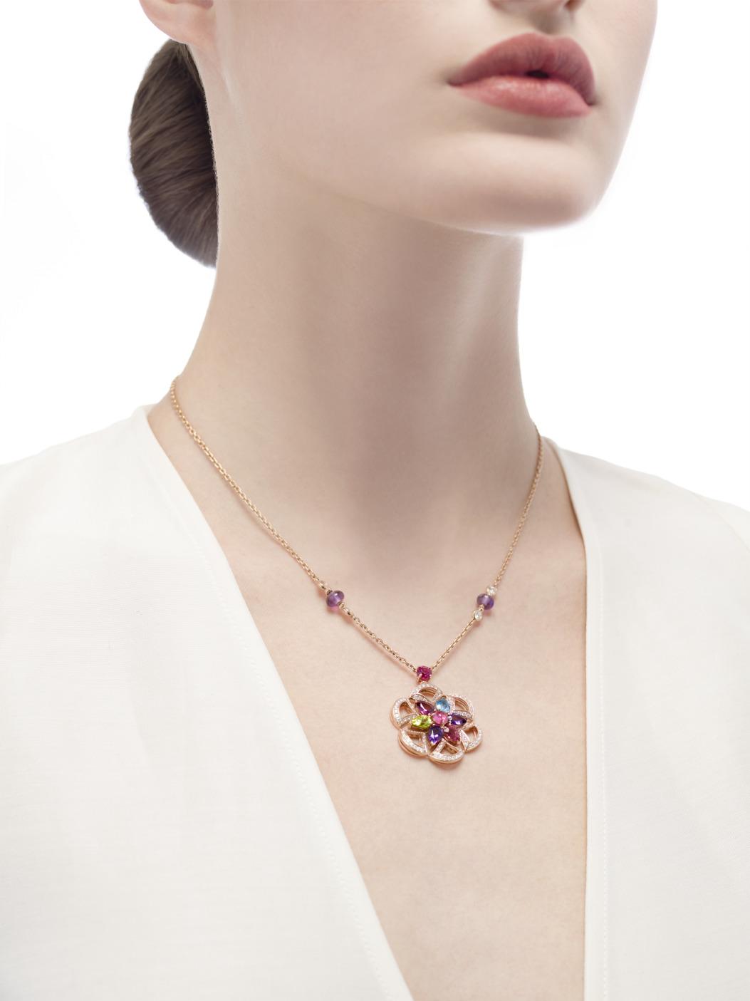 BGL-CL858373-355617 fan-shaped skirt fan colorful treasure hollow tether pendant necklace