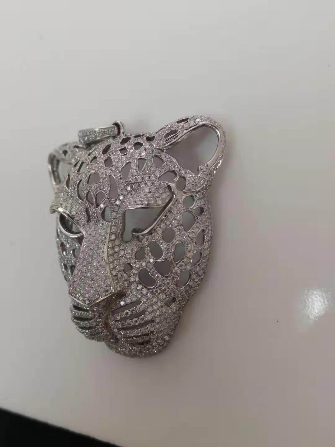 KDY-W6458717 Hollow pattern large tag leopard head pendant customer version