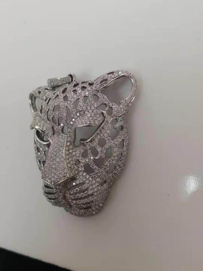 KDY-W6458717 Hollow pattern large tag leopard head pendant customer version